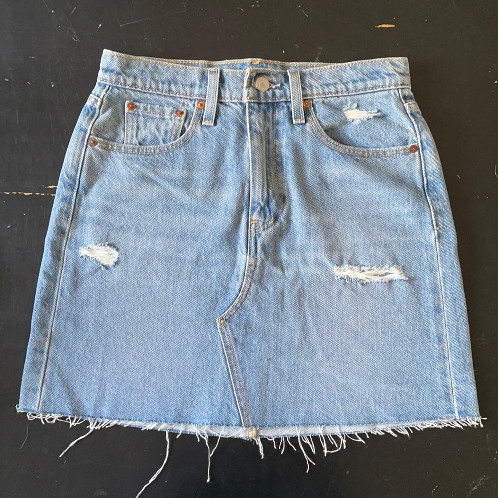 Levi’s Denim mini skirt NWOT